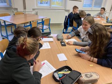 BLACKOUT POETRY aneb DEN POEZIE podesáté