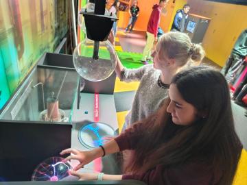 Exkurze do elektráren Dukovany a Dalešice