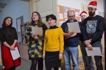 Zpívání na schodech