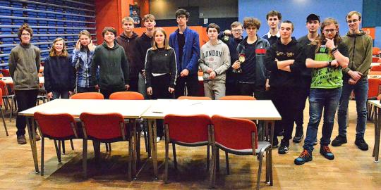 Malí šachisté nadějně, velcí hojně