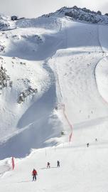 Lyžaři zdraví z italského Passo Tonale