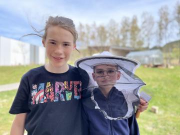 NAŠI VČELAŘÍCI JSOU NEJLEPŠÍ V KRAJI!