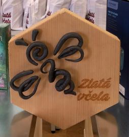 NAŠI VČELAŘÍCI JSOU NEJLEPŠÍ V KRAJI!