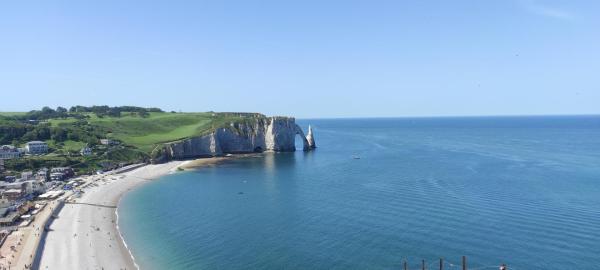 Pozdravy z poznávání Normandie, Bretaně a Paříže