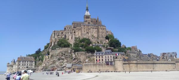 Pozdravy z poznávání Normandie, Bretaně a Paříže